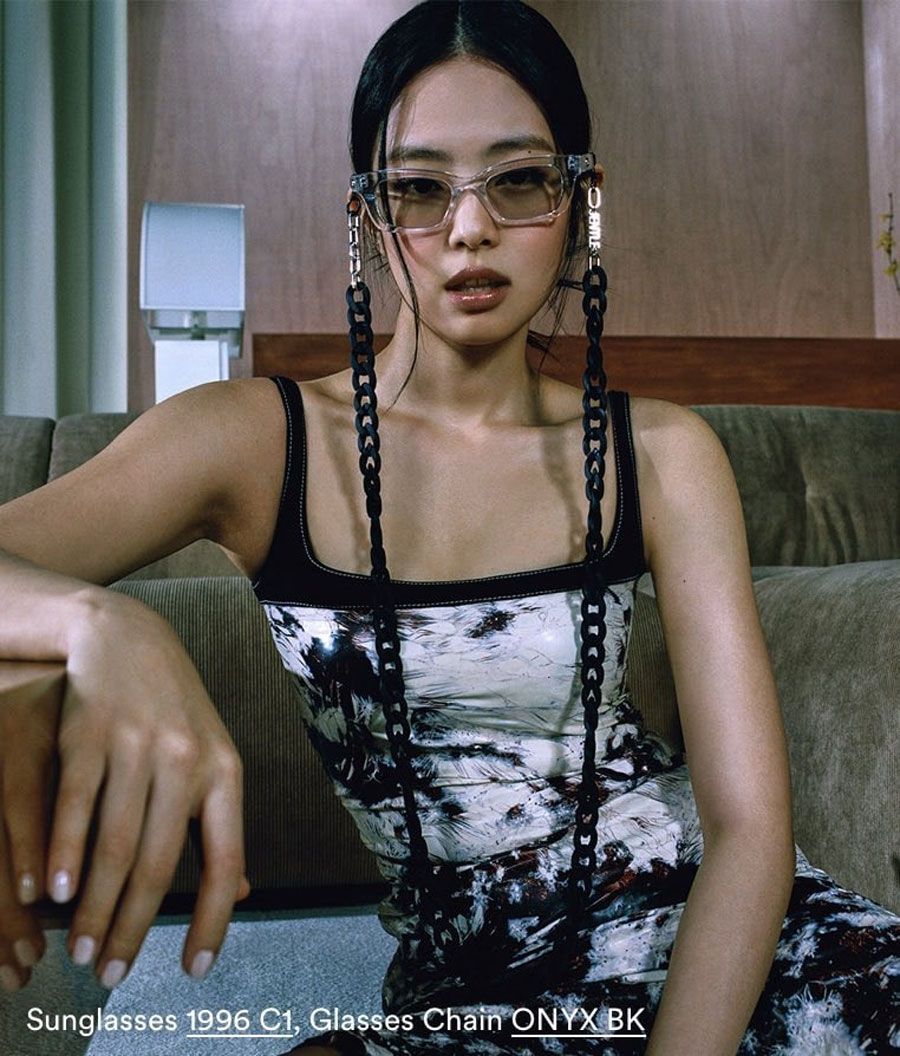 Khám phá 7 mẫu kính mắt Gentle Monster Jennie phiên bản giới hạn quan tâm nhiều - 3