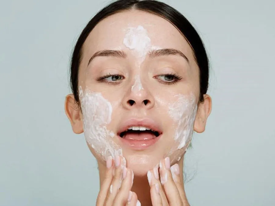 Nguyên nhân và cách hỗ trợ cải thiện mụn ở cằm hiệu quả nhanh chóng