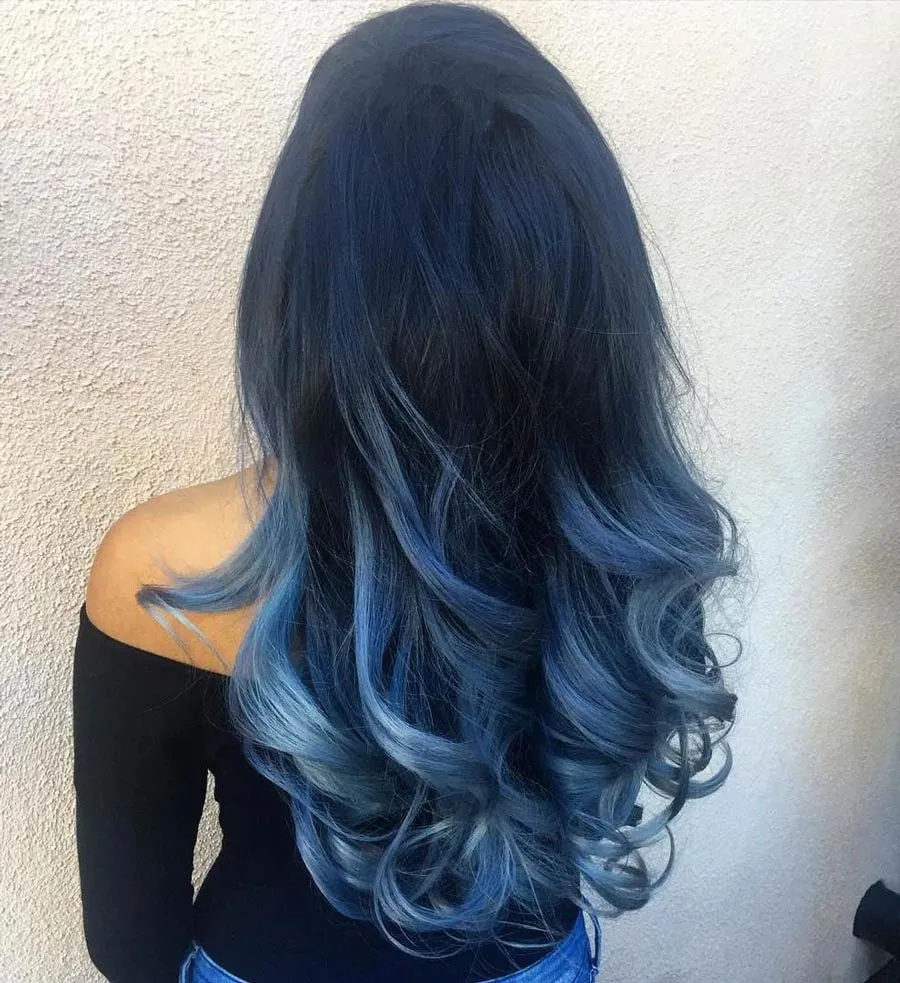 Top 23 màu tóc xanh đen trendy vô cùng đẹp 2025 đáng để thử
