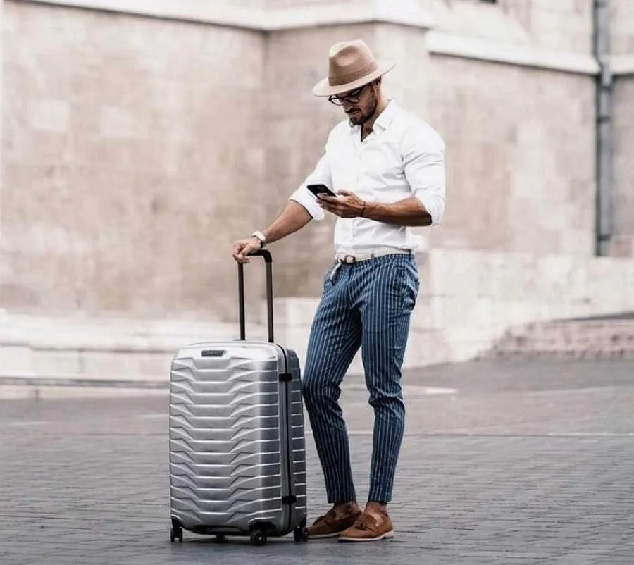 Top 7 vali đi du lịch cho nam đẹp bền nên mua