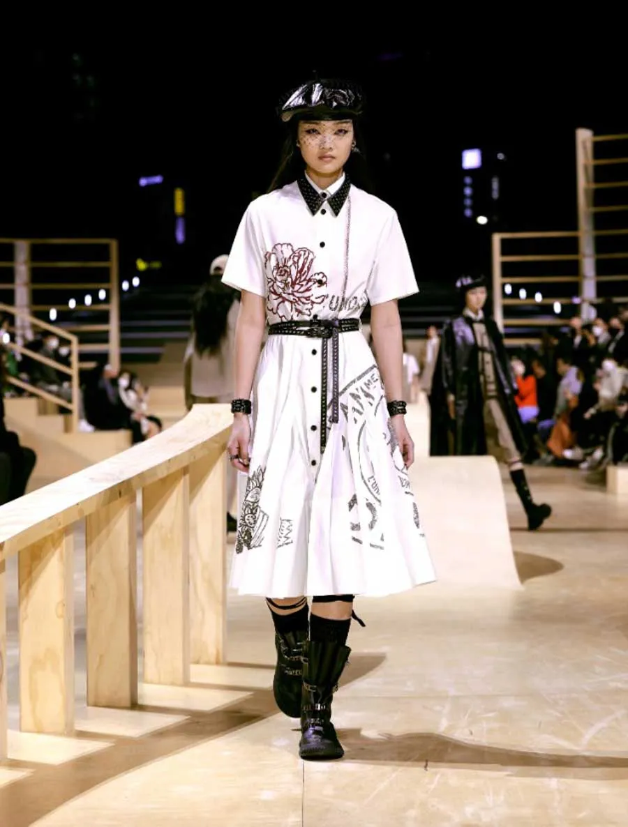 Bộ sưu tập Dior Fall 2025: Sự kiêu kỳ của những cô nàng cá tính