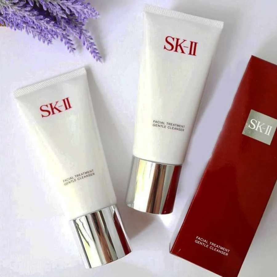 Top 10 sữa rửa mặt trắng da được người dùng đánh giá tốt hiện nay