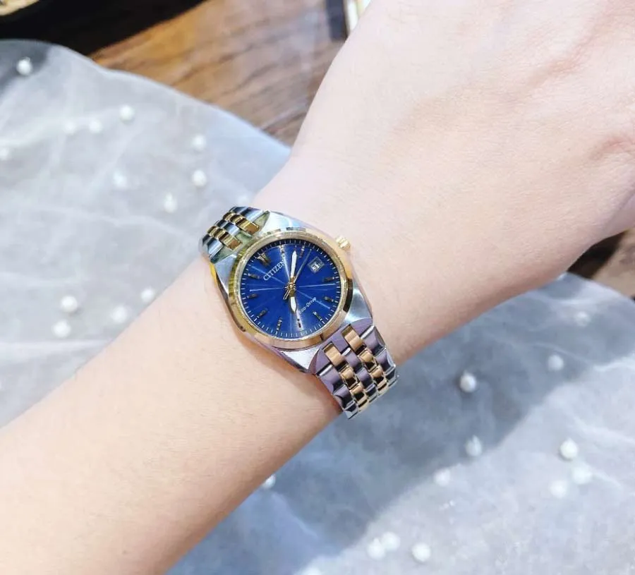 Tay nhỏ đeo đồng hồ nào đẹp? 5 mẫu đồng hồ bán chạy cho nàng tay nhỏ - 9