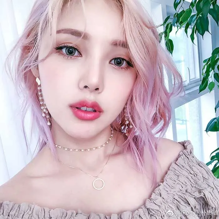 20 beauty blogger review mỹ phẩm tận tâm nổi bật Việt - Hàn -Trung