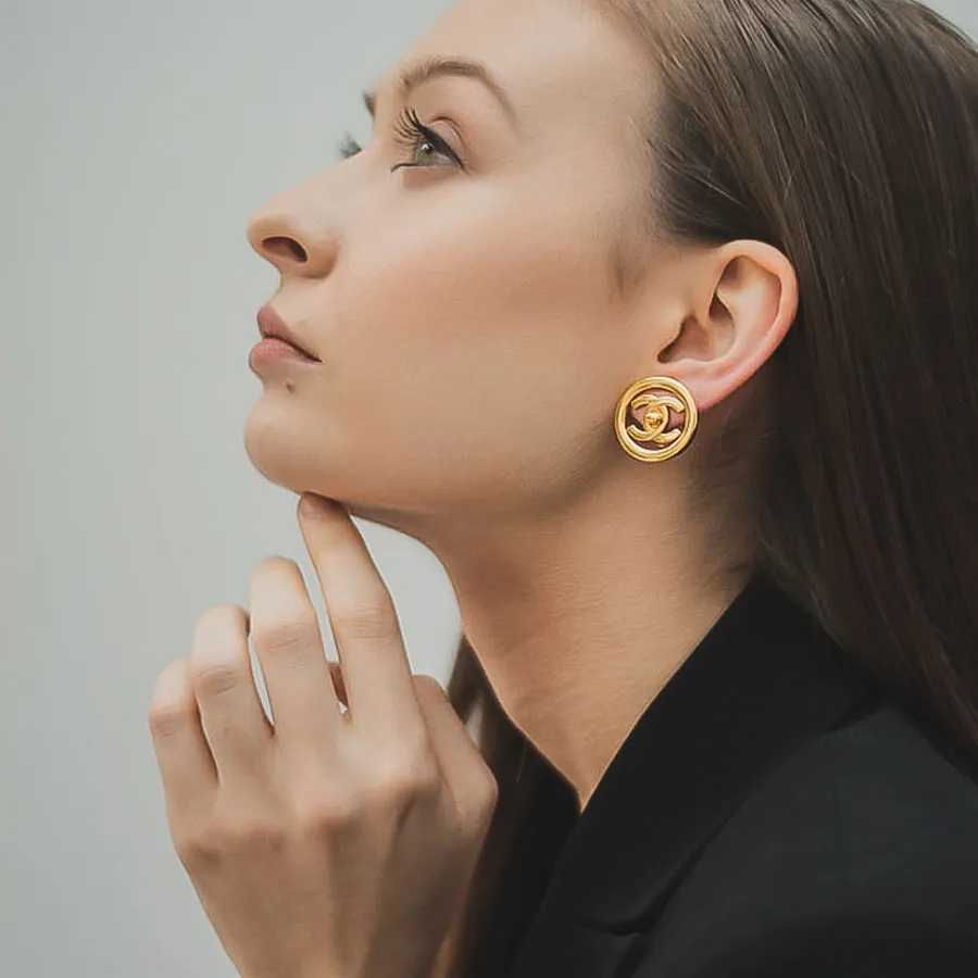 Top 10 mẫu khuyên tai Chanel chính hãng sang trọng