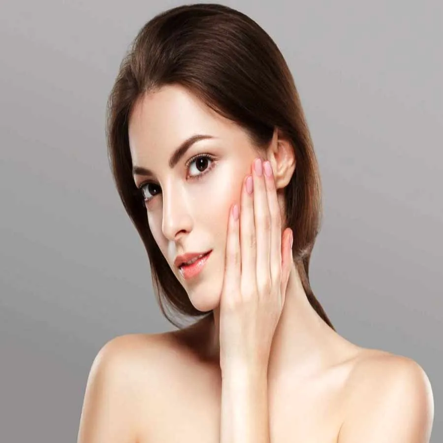 MINERAL OIL là gì? Công dụng của dầu khoáng trong mỹ phẩm có gây hại cho da