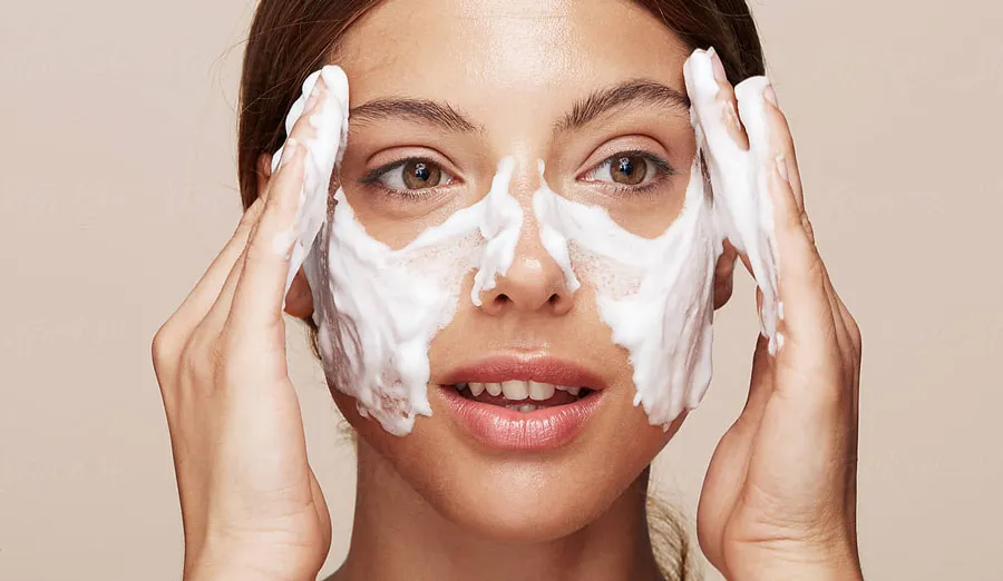 Dấu hiệu nhận biết bị dị ứng sữa rửa mặt và cách chữa hiệu quả - 4