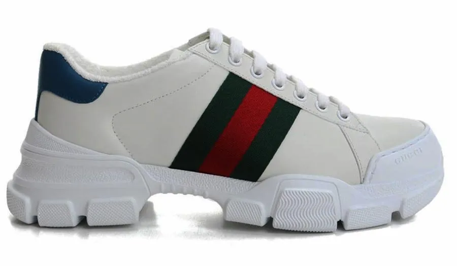 Top 10 đôi giày Sneaker 