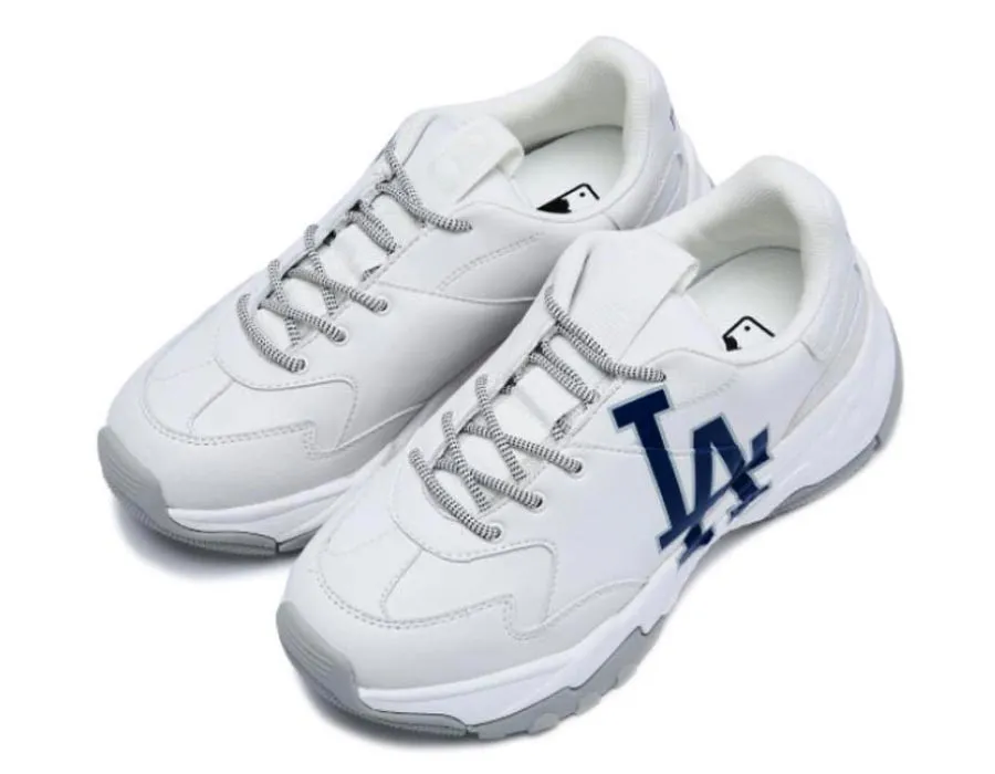 Top 10 đôi giày Sneaker 