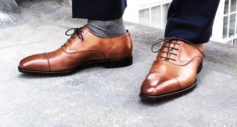 Gợi ý 7 mẫu giày nam đẹp làm quà tặng nhân Ngày của Cha  - 3