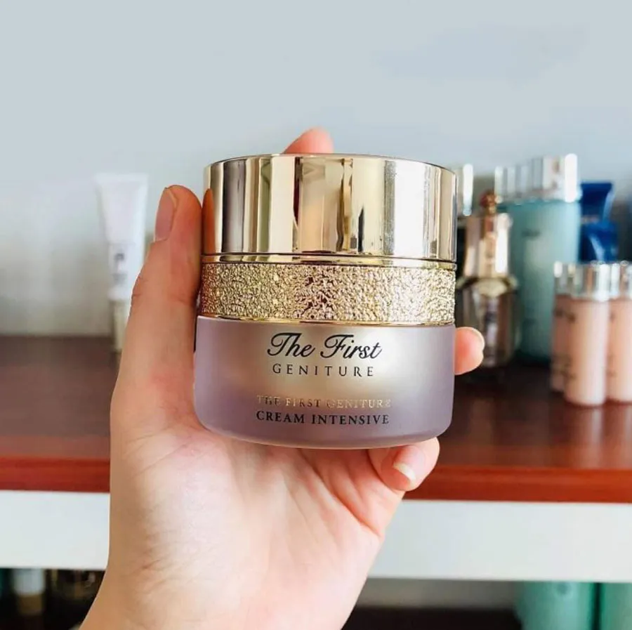 11 Kem dưỡng trắng body bật tone nhanh chóng được yêu rất thích 2025 - 11