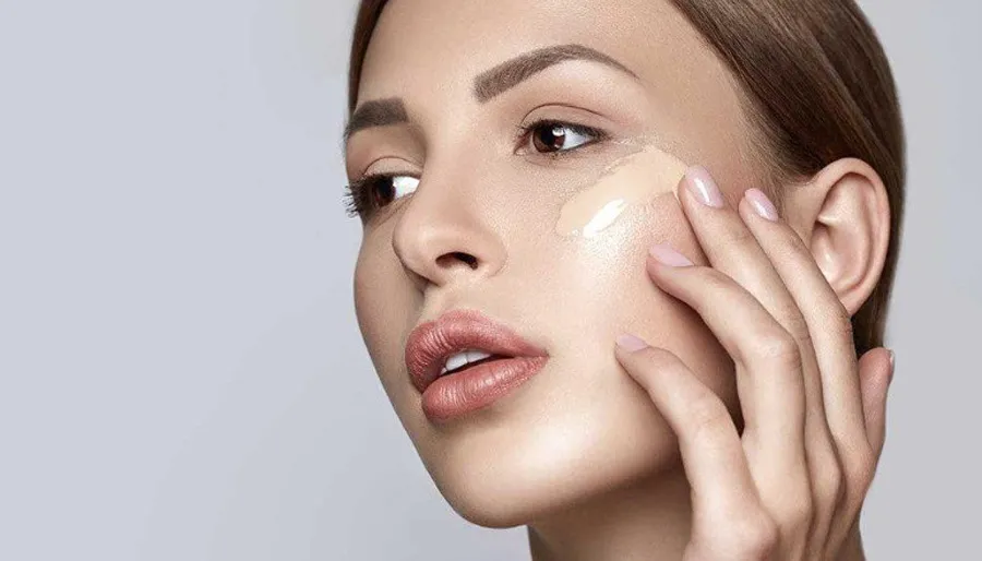 Top 6 bước make up tone tây cho mặt tròn đẹp tự nhiên