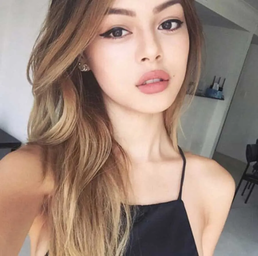 Top 6 bước make up tone tây cho mặt tròn đẹp tự nhiên