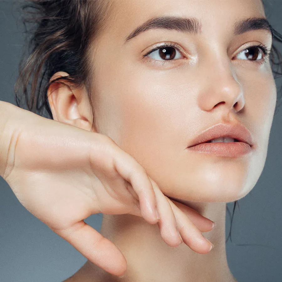 Sợi bã nhờn là gì? Nguyên nhân và cách trị sợi bã nhờn trên da mặt