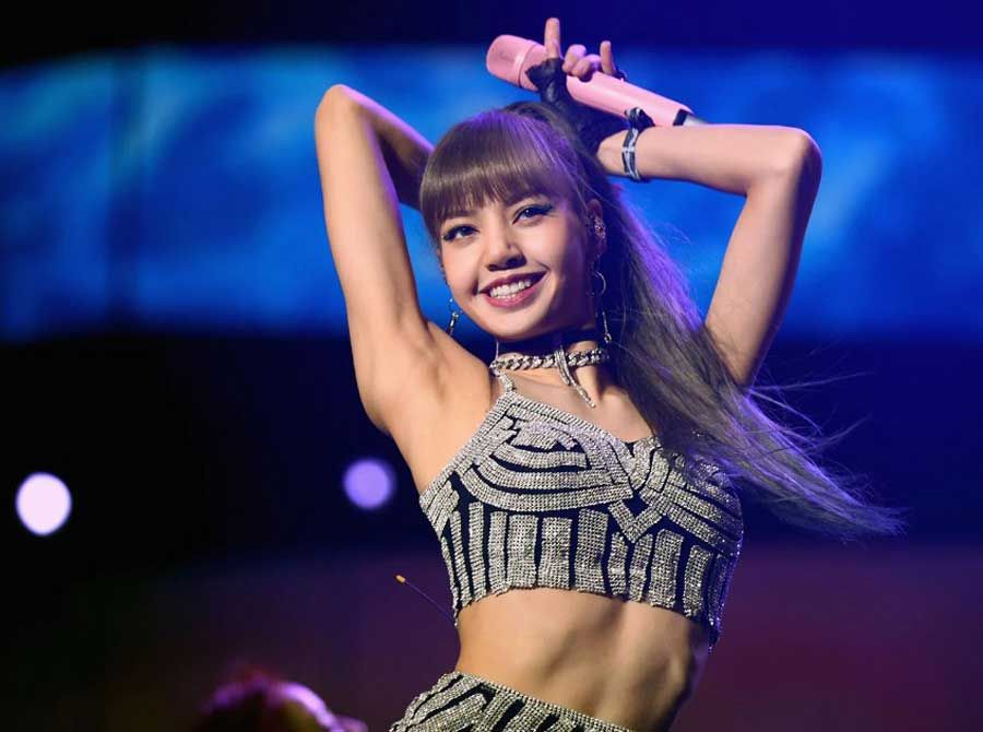 Spotlight là gì? Cách phối đồ chiếm Spotlight tỏa sáng như idol - 14