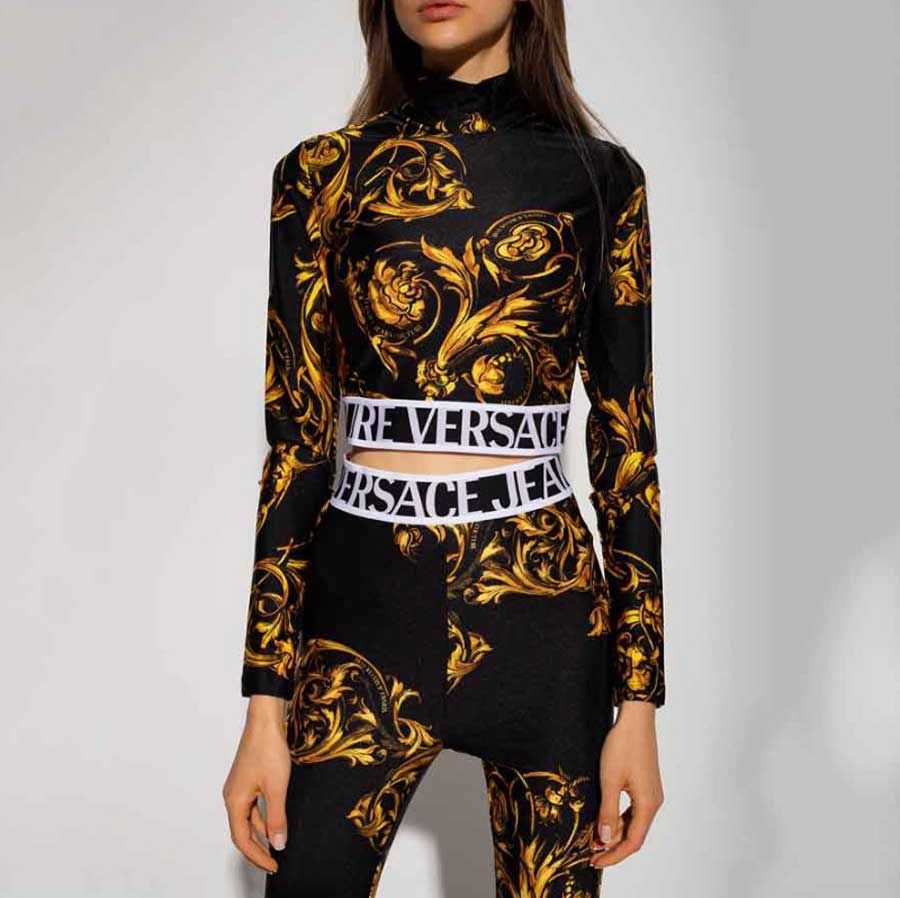 Spotlight là gì? Cách phối đồ chiếm Spotlight tỏa sáng như idol - 9