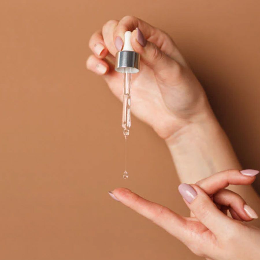 Squalane là gì? 12 lợi ích của dầu Squalane với làn da