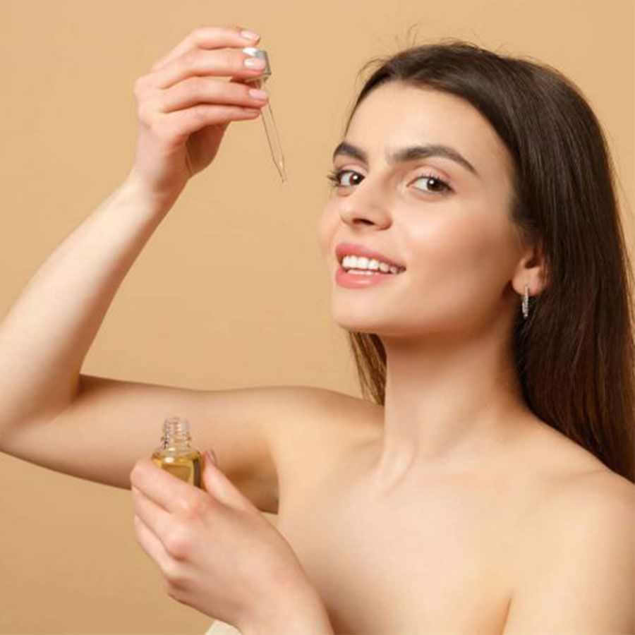 Squalane là gì? 12 lợi ích của dầu Squalane với làn da