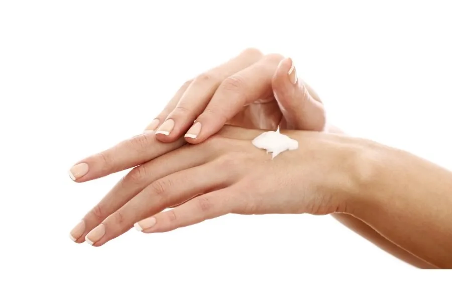 Top 5 sữa dưỡng thể dưỡng trắng da được nhiều khách hàng yêu thích hiện nay - 2