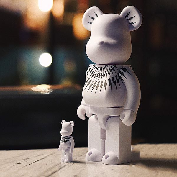Đồ Chơi Mô Hình Bearbrick Neil Barrett White Màu Trắng Đen Size 100% + 400% - Đồ chơi mô hình - Vua Hàng Hiệu