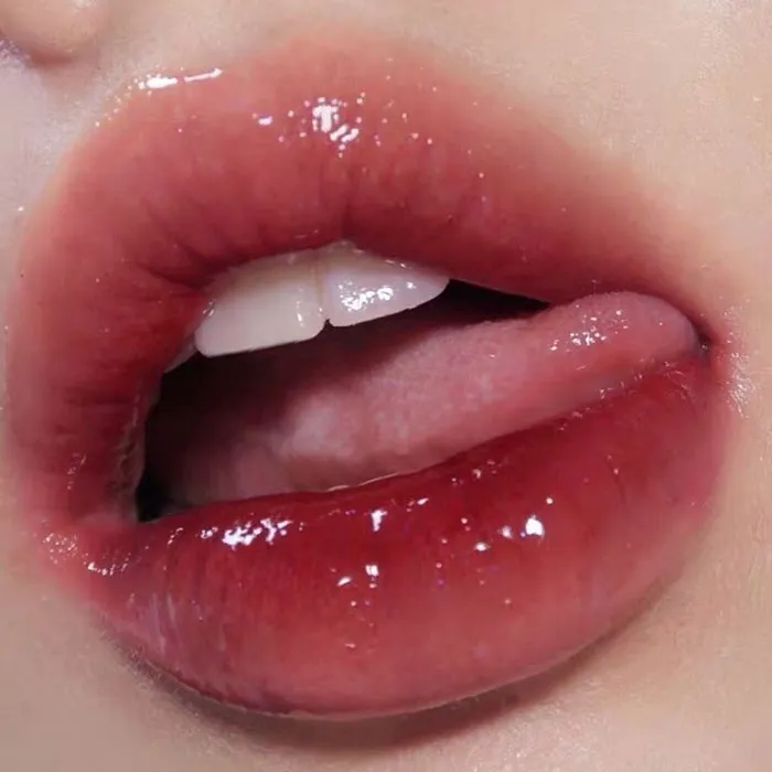 Cách đánh son lâu trôi trong 3 phút giúp nàng ăn uống thả ga