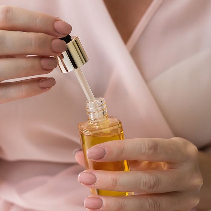 Cách kết hợp Vitamin C, Retinol và Axit Hyaluronic cho làn da đẹp