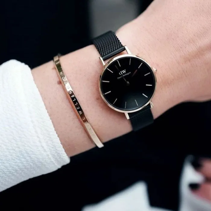 7 cách kiểm tra vòng tay Daniel Wellington thật - giả uy tín