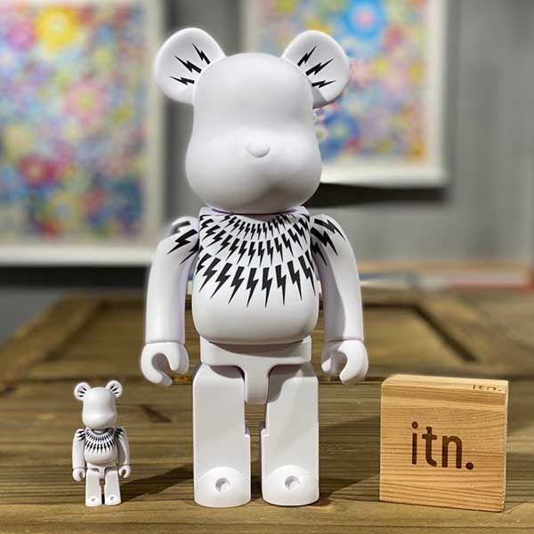 Đồ Chơi Mô Hình Bearbrick Neil Barrett White Màu Trắng Đen Size 100% + 400% - Đồ chơi mô hình - Vua Hàng Hiệu