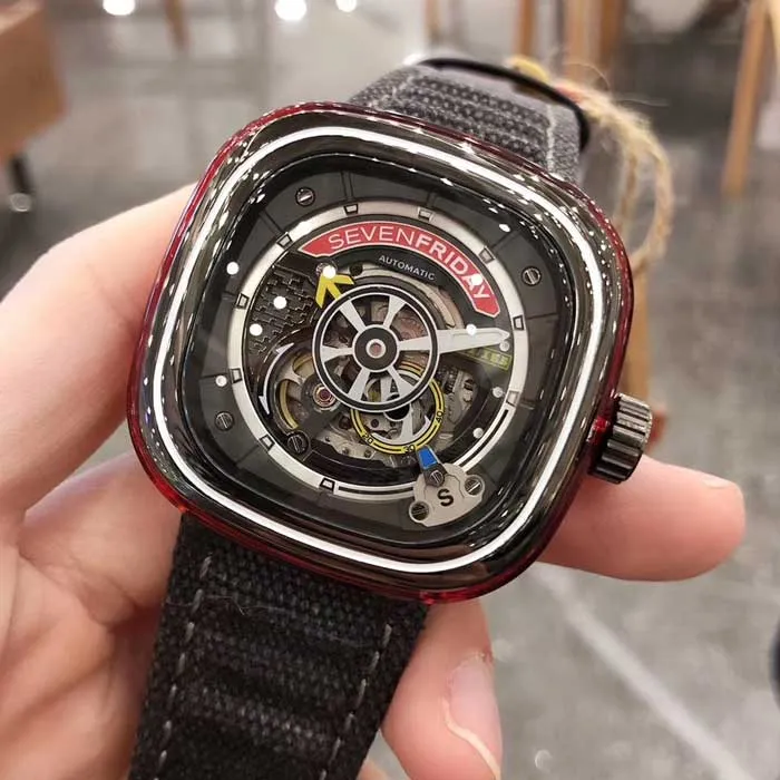 Đồng hồ SevenFriday nước nào sản xuất, có nên dùng không? - 3