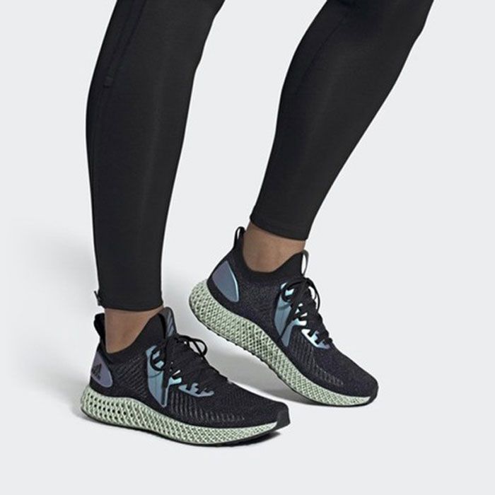 Top 10 giày chạy bộ Adidas nổi trội định phải có để bảo vệ chân