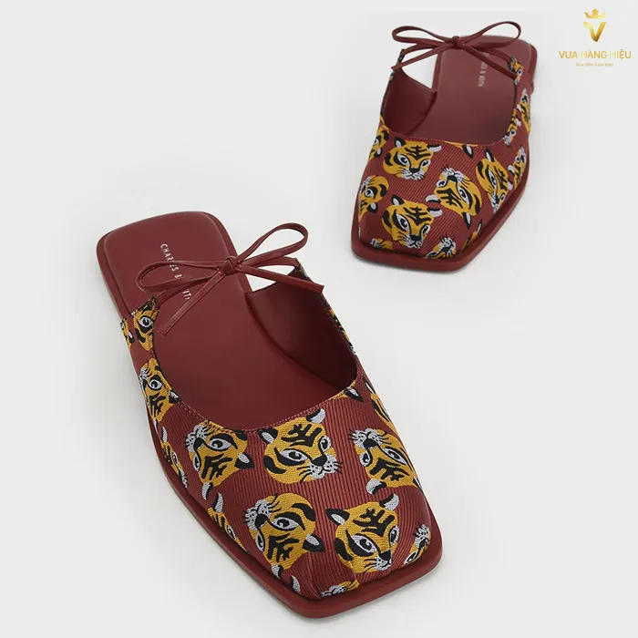 9 mẫu giày sục nữ đẹp được chị em săn đón nhiều hiện nay