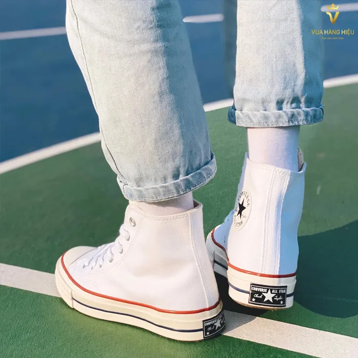 5 mẫu giày thể thao hàng hiệu bị làm giả nhiều và cách phân biệt  - 10