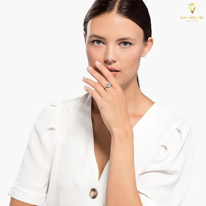 Người mệnh Kim đeo nhẫn ngón nào để thu hút tài lộc may mắn?