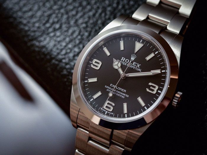 Đồng hồ Patek Philippe hay Rolex tốt hơn? So sánh sự khác biệt