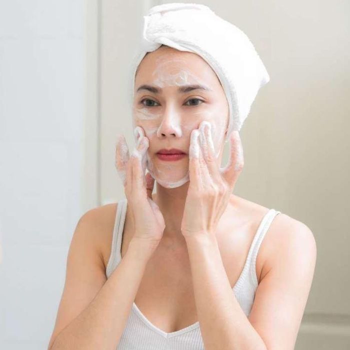 5 loại sữa rửa mặt cho tuổi dậy thì tốt, được chuyên gia da liễu khuyên dùng