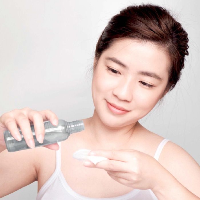 5 loại toner làm sáng da được các chị em yêu rất thích hiện nay