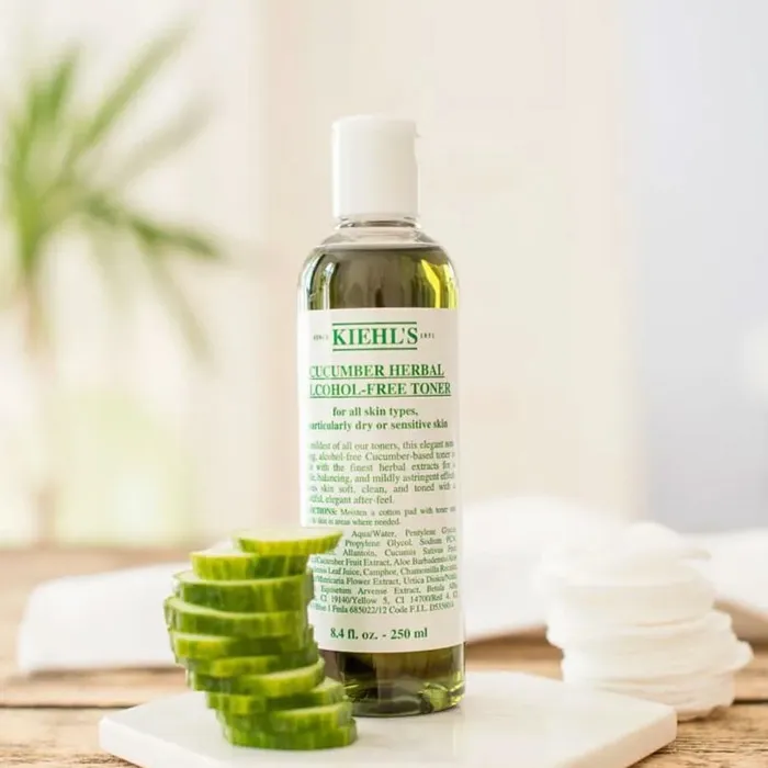 5 loại toner làm sáng da được các chị em yêu rất thích hiện nay