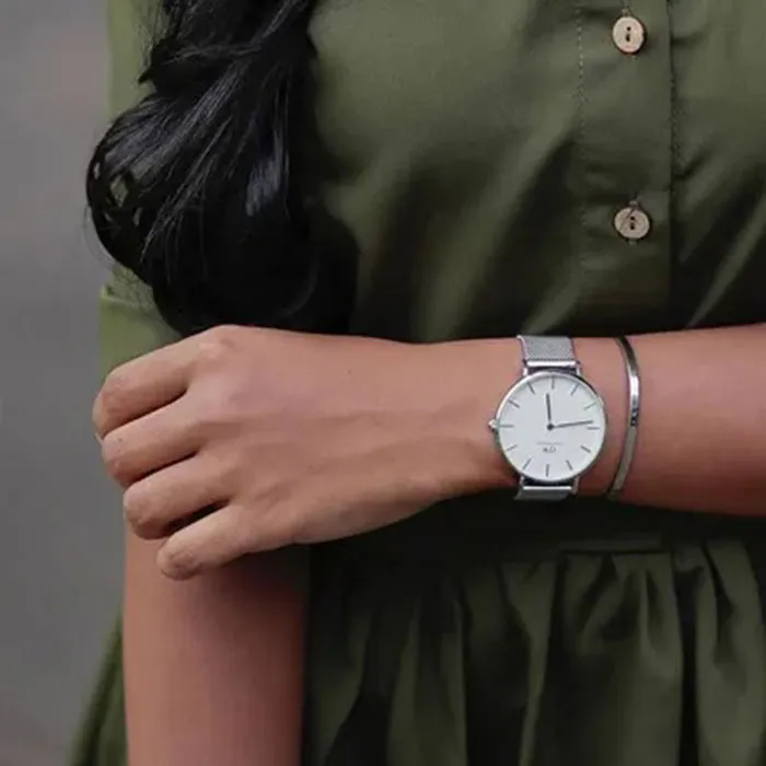 7 cách kiểm tra vòng tay Daniel Wellington thật - giả uy tín