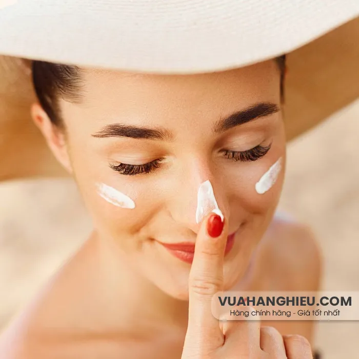 7 bước dưỡng da trước khi trang điểm giữ lớp nền căng mịn, lâu trôi