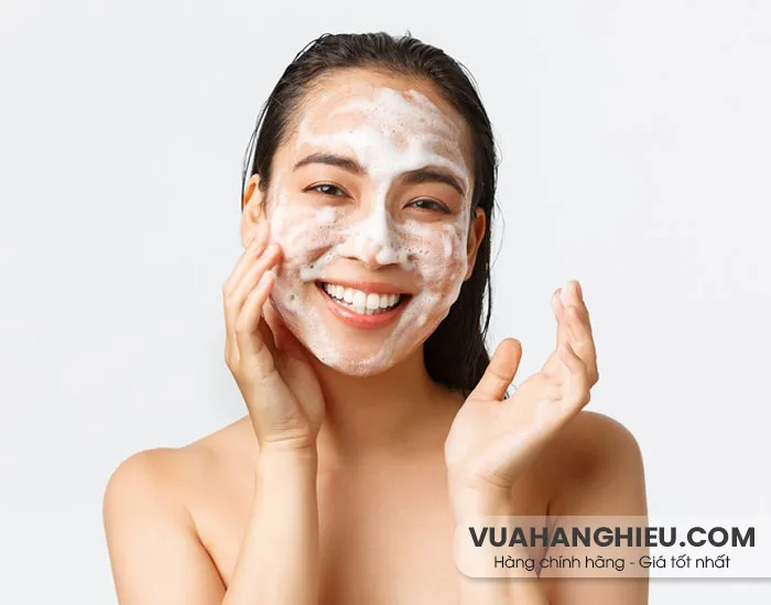 12 bước trang điểm cho da khô đúng cách cho lớp nền mịn đẹp