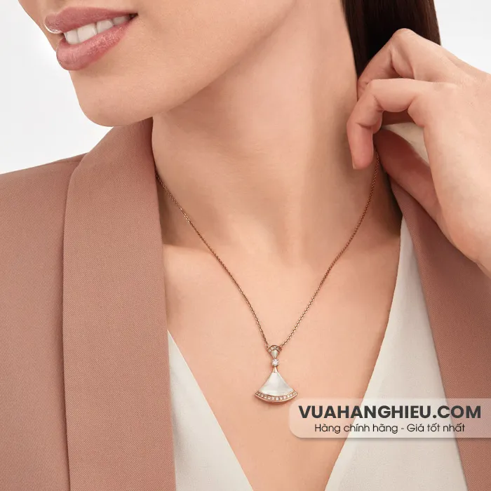 Top 10 mẫu dây chuyền nữ với thiết kế độc đáo, rất tinh xảo