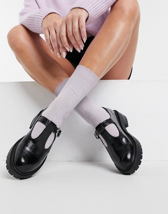 Giày T-Bars là gì? Xu hướng thời trang 