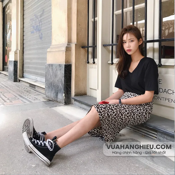 Mặc váy đi giày gì để trở nên thu hút và thời thượng? - 1