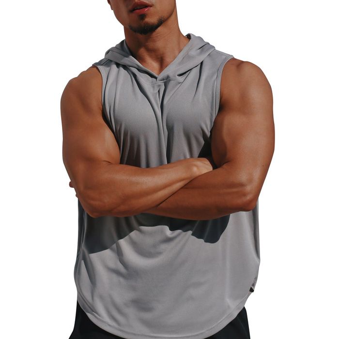 Tank top là gì? 5 cách phối đồ với áo tank top cực cool cho nam và nữ