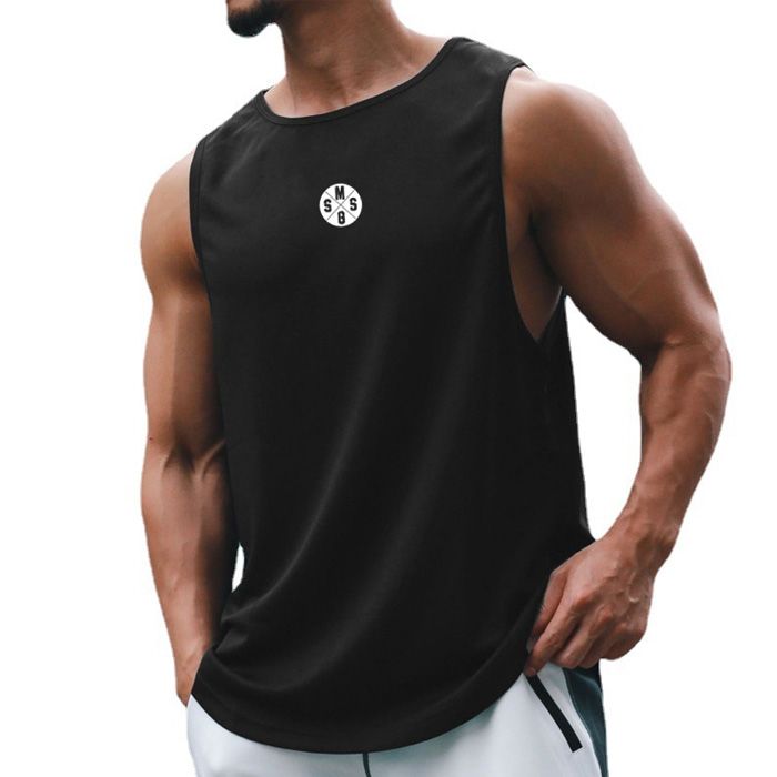 Tank top là gì? 5 cách phối đồ với áo tank top cực cool cho nam và nữ