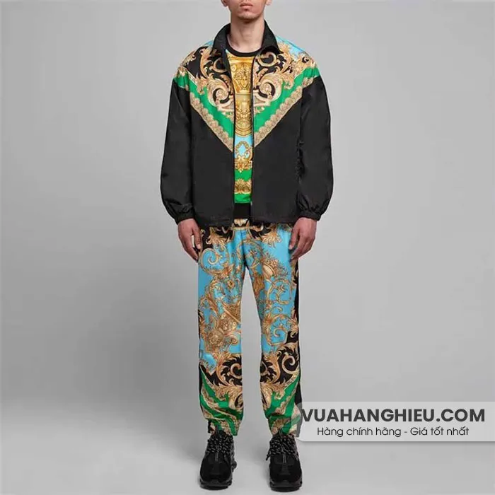 Top 13 mẫu áo khoác Versace chính hãng vô cùng đẹp  - 13