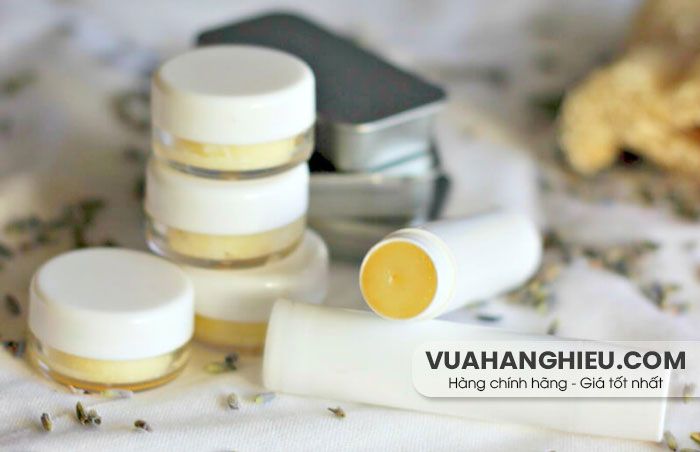 10 loại son dưỡng môi bằng dầu dừa tự làm đơn giản - 1