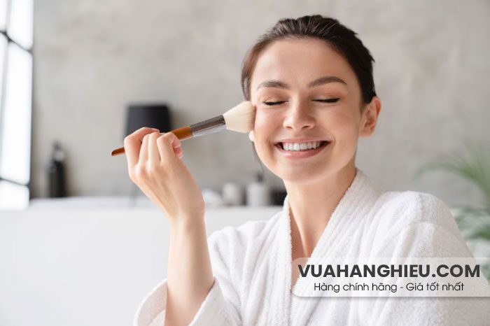 9 mẹo trang điểm mùa đông không bị mốc mặt cho lớp nền đẹp