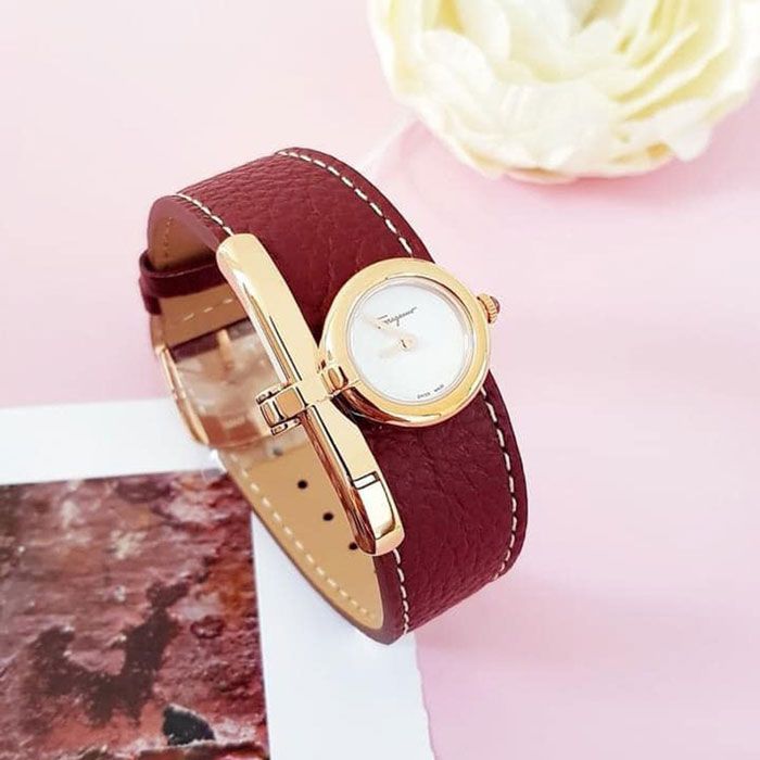 5 cách chọn đồng hồ đẹp và vừa vặn cho nữ, tinh tế trong từng khoảnh khắc