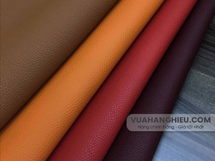 10 mẫu giày đá bóng sân cỏ nhân tạo siêu bền và êm cho các chàng trai